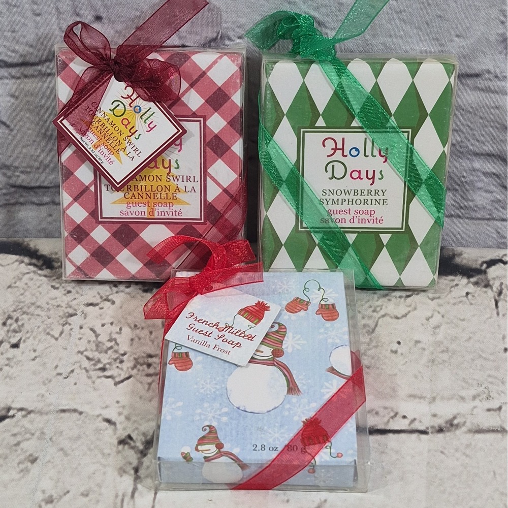 Holly Days Christmas Scented Guest Soaps Stocking Stuffer Lot Of 3